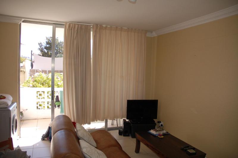1 Bedroom Property for Sale in Oranjezicht Western Cape
